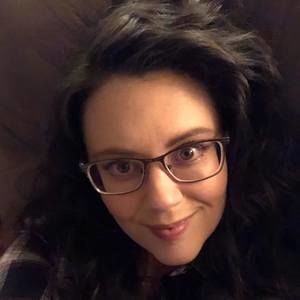 Meet your Posher, Angie